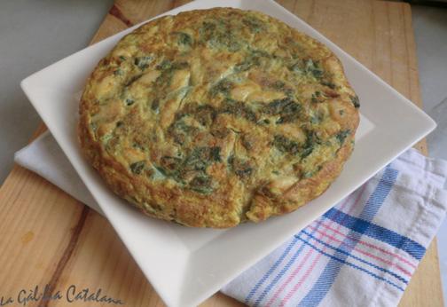 Truita de mongetes, cansalada i espinacs