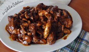 Coq au vin - http://www.irreductibles.cat/cuina/2012/06/21/coq-au-vin/ #CuinaIrreductible #cuinaCatalana #slowfood #dietamediterrania #km0 © By Manel Baxerias