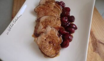 Filet de porc amb agredolç de cireres - http://www.irreductibles.cat/cuina/2012/06/04/filet-de-porc-agredolc-de-cireres/ #CuinaIrreductible , #cuinaCatalana , #slowfood , #dietamediterrania, © By Manel Baxerias