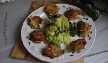 Medallons de peus de porc amb ibèric i poma - http://www.irreductibles.cat/cuina/2012/07/17/peus-de-porc-amb-iberic-i-poma/ #CuinaIrreductible #cuinaCatalana #slowfood #dietamediterrania #km0 © By Manel Baxerias