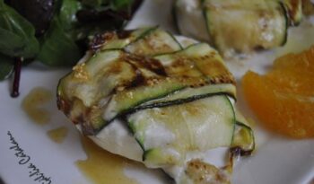 Amanida de formatge de cabra a la planxa amb vinagreta de fruits secs - http://www.irreductibles.cat/cuina/2012/08/01/amanida-de-formatge-de-cabra/ #CuinaIrreductible #cuinaCatalana #slowfood #dietamediterrania #km0 © By Manel Baxerias