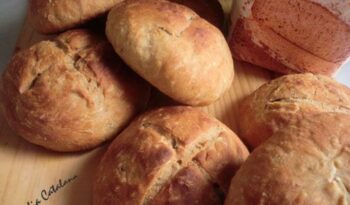 Panets d’hamburguesa casolans http://www.irreductibles.cat/cuina/2012/08/31/panets-dhamburguesa/ #CuinaIrreductible #cuinaCatalana #slowfood #dietamediterrania #km0 © By Manel Baxerias