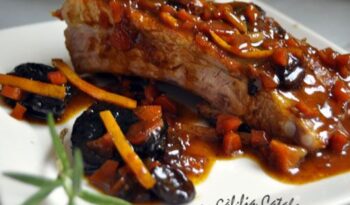 Costella de porc a la taronja i mel http://www.irreductibles.cat/cuina/2012/10/14/porc-taronja-i-mel/ #CuinaIrreductible #cuinaCatalana #slowfood #dietamediterrania #km0 © By Manel Baxerias