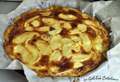 Pastis de poma amb aranyons http://www.irreductibles.cat/cuina/2012/10/08/pastis-de-poma-amb-aranyons/ #CuinaIrreductible #cuinaCatalana #slowfood #dietamediterrania #km0 © By Manel Baxerias