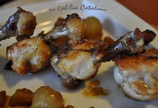 Chupa Chups de pollastre http://www.irreductibles.cat/cuina/2012/11/30/chupa-chups-de-pollastre/ #CuinaIrreductible #cuinaCatalana #slowfood #dietamediterrania #km0 © By Manel Baxerias