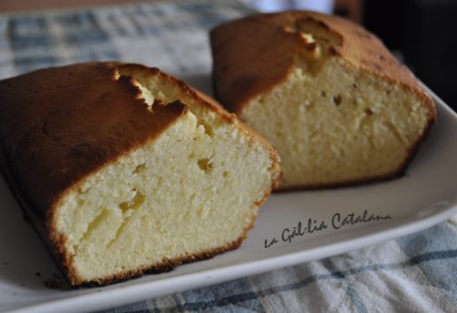 Cake de llimona http://www.irreductibles.cat/cuina/2012/11/08/cake-de-llimona/ #CuinaIrreductible #cuinaCatalana #slowfood #dietamediterrania #km0 © By Manel Baxerias