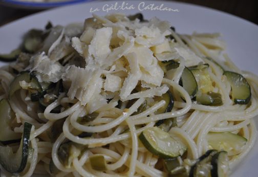 Spaghetti amb carabassó i formatge Parmesà http://www.irreductibles.cat/cuina/2012/12/03/spaghetti-amb-carabasso/ #CuinaIrreductible #cuinaCatalana #slowfood #dietamediterrania #km0 © By Manel Baxerias