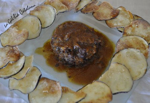 Cua de vedella desossada amb xips d’albergínia http://www.irreductibles.cat/cuina/2012/12/16/cua-desossada/ #CuinaIrreductible #cuinaCatalana #slowfood #dietamediterrania #km0 © By Manel Baxerias