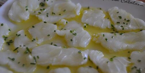 Carpaccio de bacallà marinat amb oli d’oliva i porradell http://www.irreductibles.cat/cuina/2012/12/11/carpaccio-de-bacalla-marinat/ #CuinaIrreductible #cuinaCatalana #slowfood #dietamediterrania #km0 © By Manel Baxerias