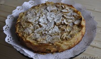 Pastís de poma i pera http://www.irreductibles.cat/cuina/2013/02/pastis-de-poma-i-pera/ #CuinaIrreductible #cuinaCatalana #slowfood #dietamediterrania #km0 © By Manel Baxerias