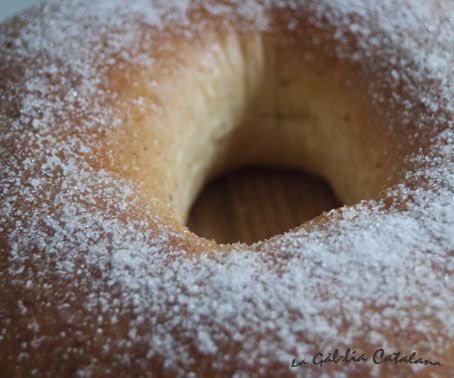 Garlanda de Vilafranca del Penedès ( Recepta de Mona de Pasqua ) http://www.irreductibles.cat/cuina/2013/03/garlanda/ #CuinaIrreductible #cuinaCatalana #slowfood #dietamediterrania #km0 © By Manel Baxerias