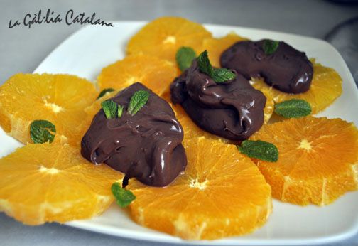 Taronja amb ganache de xocolata http://www.irreductibles.cat/cuina/2013/03/taronja-amb-ganache/ #CuinaIrreductible #cuinaCatalana #slowfood #dietamediterrania #km0 © By Manel Baxerias