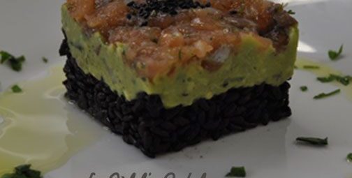 Tàrtar de 2 Salmons amb Guacamole i Arròs Venere