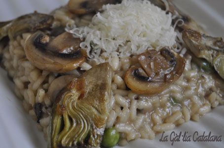 Risotto de carxofes i xampinyons http://www.irreductibles.cat/cuina/2013/04/risotto-de-carxofes/ #CuinaIrreductible #cuinaCatalana #slowfood #dietamediterrania #km0 © By Manel Baxerias