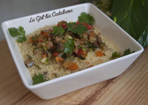 Cuscús amb verdures http://www.irreductibles.cat/cuina/2013/05/cuscus-de-verdures/ © Manel Baxerias