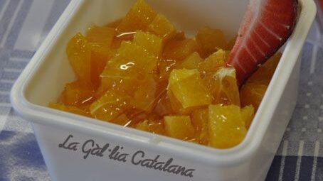 Postres de iogurt, taronja i mel del Perelló http://www.irreductibles.cat/cuina/2013/05/postres-de-iogurt/ © By Manel Baxerias