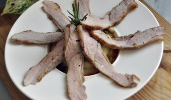 Secret ibèric amb puré de patata http://www.irreductibles.cat/cuina/2013/05/secret-iberic-amb-pure/ #CuinaIrreductible #cuinaCatalana #slowfood #dietamediterrania #km0 © By Manel Baxerias