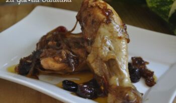 Pollastre amb aranyons. http://www.irreductibles.cat/cuina/2013/09/pollastre-amb-aranyons/ © Manel Baxerias