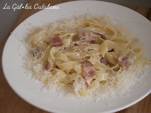 Cintes carbonara