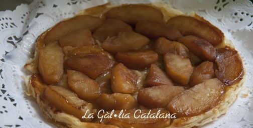 Tarta Tatín http://www.irreductibles.cat/cuina/2013/09/tarta-tatin/ © Manel Baxerias