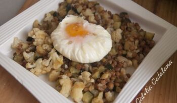 Verdures amb llenties i ou poché http://www.irreductibles.cat/cuina/2013/10/verdures-llenties-i-ou-poche/ © Manel Baxerias