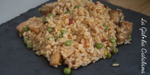 Paella de sèpia i pollastre http://www.irreductibles.cat/cuina/2013/11/paella-de-sepia-i-pollastre/ © Manel Baxerias