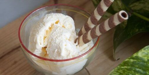 Gelat de Vainilla amb Baileys http://www.irreductibles.cat/cuina/2013/11/gelat-de-vainilla-amb-baileys/ © Manel Baxerias