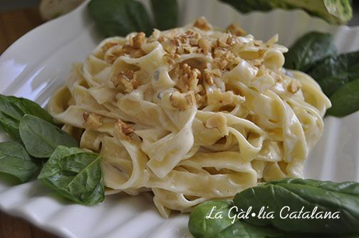 Pasta fresca amb crema de roquefort i nous http://www.irreductibles.cat/cuina/2013/12/pasta-fresca-amb-roquefort/ © Manel Baxerias