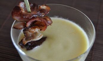 Crema de coliflor amb Havarti http://www.irreductibles.cat/cuina/2013/12/crema-coliflor-havarti/ © Manel Baxerias Consells culinaris