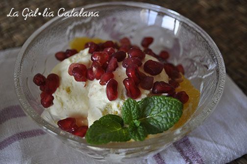 Postres de magrana, mandarina i gelat de vainilla http://www.irreductibles.cat/cuina/2013/12/magrana-mandarina-i-gelat/ © Manel Baxerias Consells culinaris 