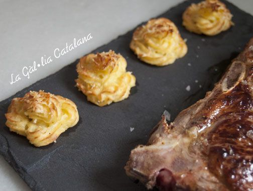 Patates Duquesa http://www.irreductibles.cat/cuina/2014/02/patates-duquesa/ © Manel Baxerias