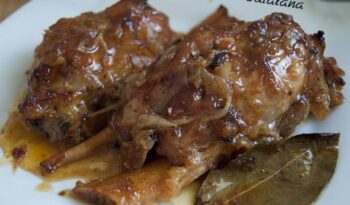 Braó de porc al vermut blanc http://www.irreductibles.cat/cuina/2014/02/brao-de-porc-al-vermut-blanc/ © Manel Baxerias