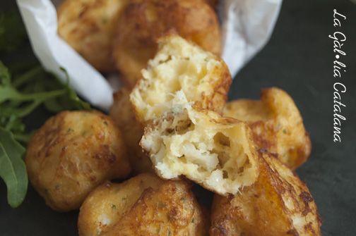 Bunyols de bacallà de pasta Choux http://www.irreductibles.cat/cuina/2014/04/bunyols-de-bacalla/ ©Manel Baxerias