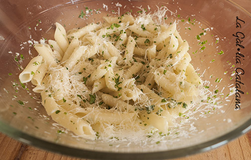 Macarrons en 5 minuts #pasta #macarrons #llimona #lemon #KM0 #slowfood @irreductibles.cat ©Manel Baxerias