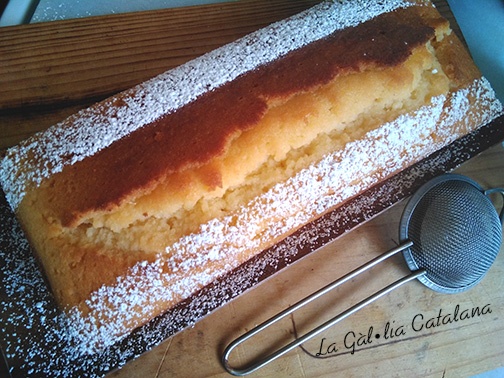 Bescuit de llimona / Lemon sponge cake / Bizcocho de limón #Bescuit,#Bizcocho,#spongecake,#llimona,#limon,#lemon #KM0, #slowfood, @irreductibles.cat, ©Manel Baxerias